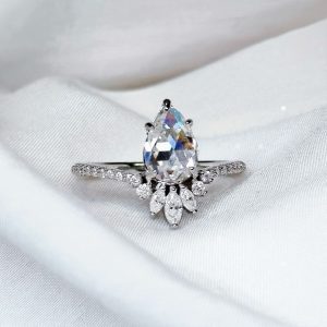 Anillo Artemisa 10k moisanita rose cut 1.5ct con certificado GRA