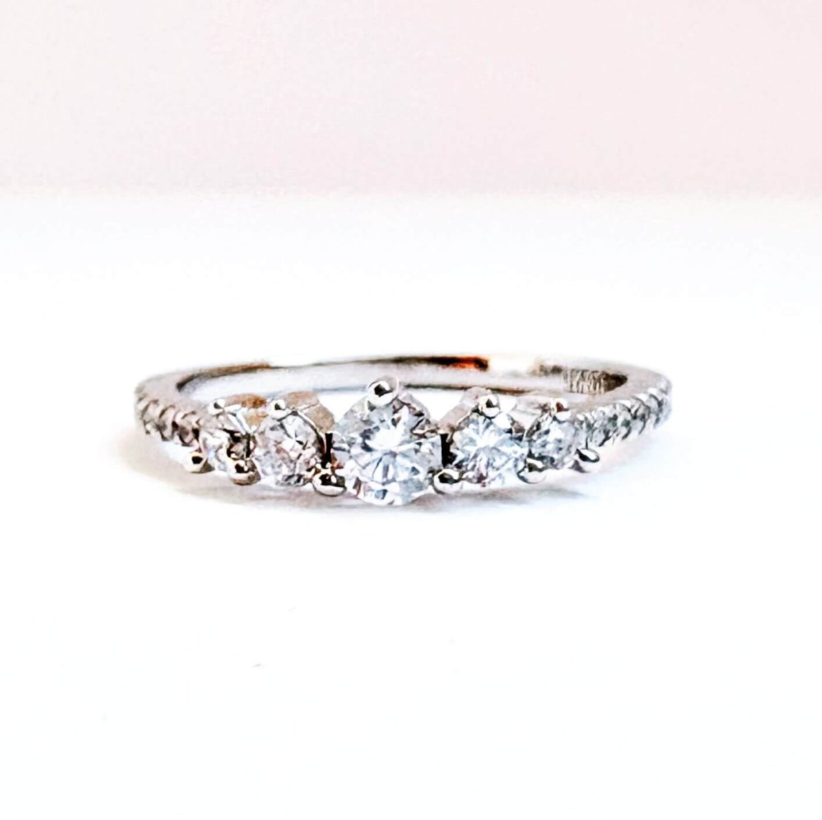Anillo Celine