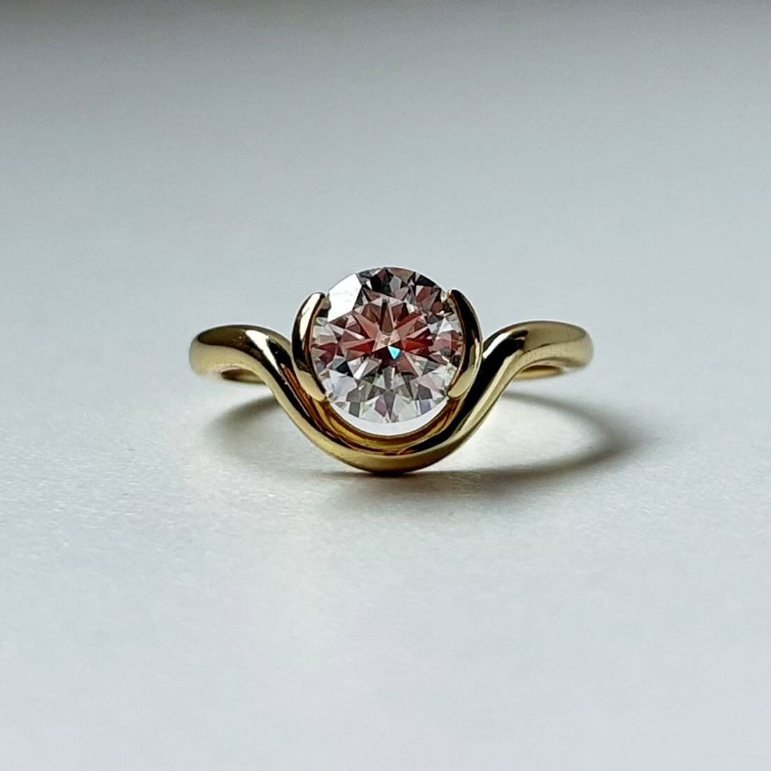Anillo Odisea moisanita 1.2ct con certificado GRA - Imagen 3