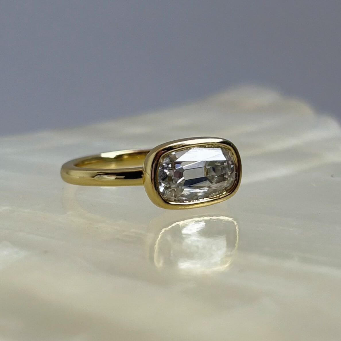 Anillo Zendaya 14K Moisanita OMC 2.0CT Con Certificado GRA