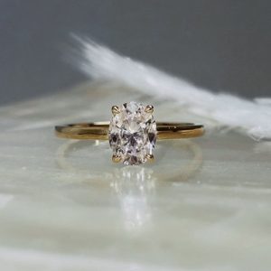 Anillo Dakota 14k moissanita oval 1.5ct con certificado GRA