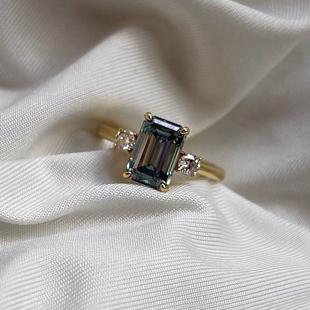 Anillo Camila 14k Moisanita Cyan Esmeralda 2.5CT Con Certificado GRA - Imagen 4