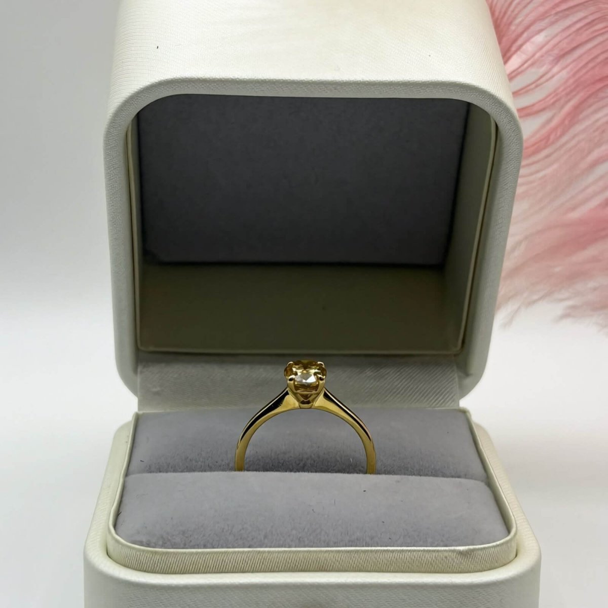Anillo Dakota 10k Moisanita Champán Oval 1.5ct Con Certificado GRA - Imagen 5