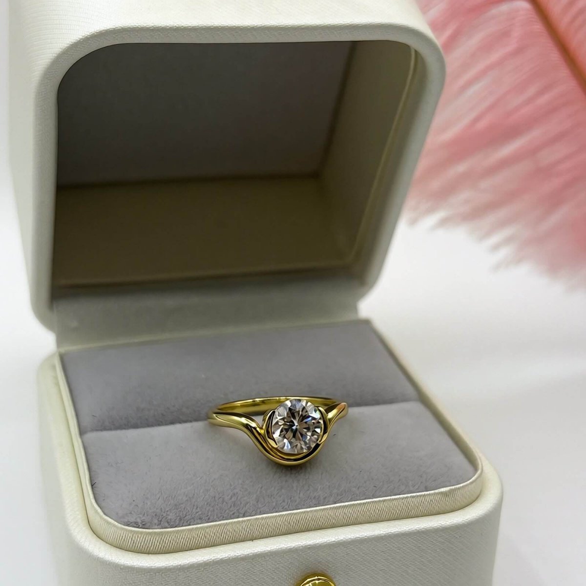 Anillo Odisea moisanita 1.2ct con certificado GRA - Imagen 7