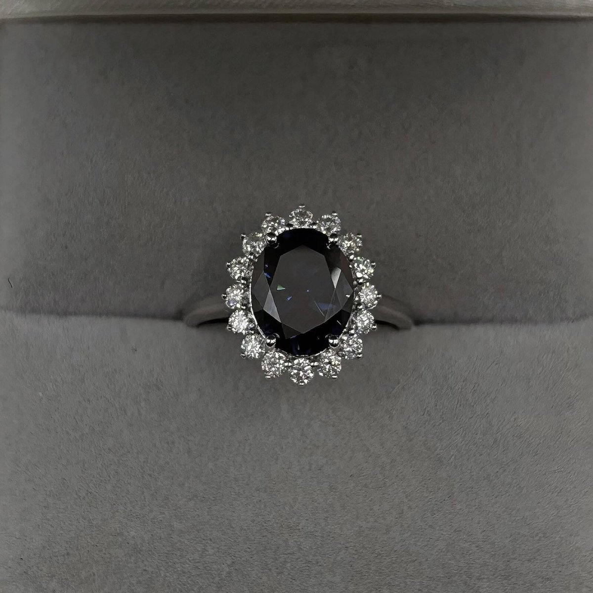 Anillo Diana 14k Moisanita Oval 3.0CT Con Certificado GRA - Imagen 6