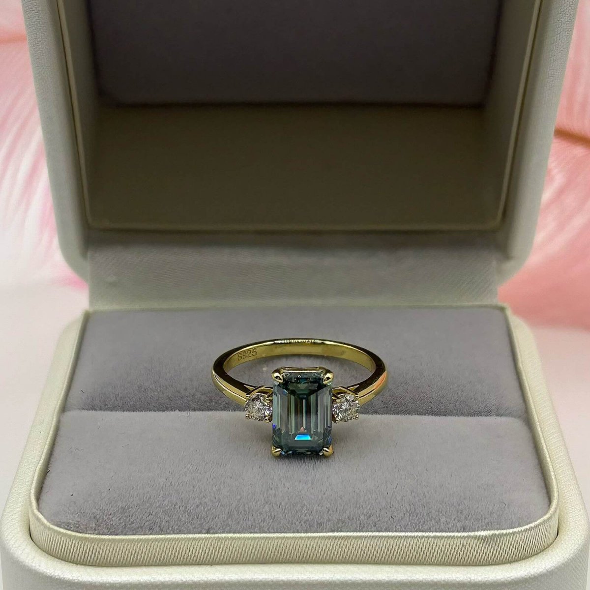 Anillo Camila 14k Moisanita Cyan Esmeralda 2.5CT Con Certificado GRA - Imagen 6