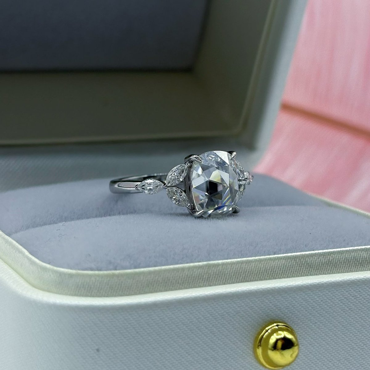 Anillo Rose 10K Moisanita RoseCut 2.0CT Con Certificado GRA - Imagen 7