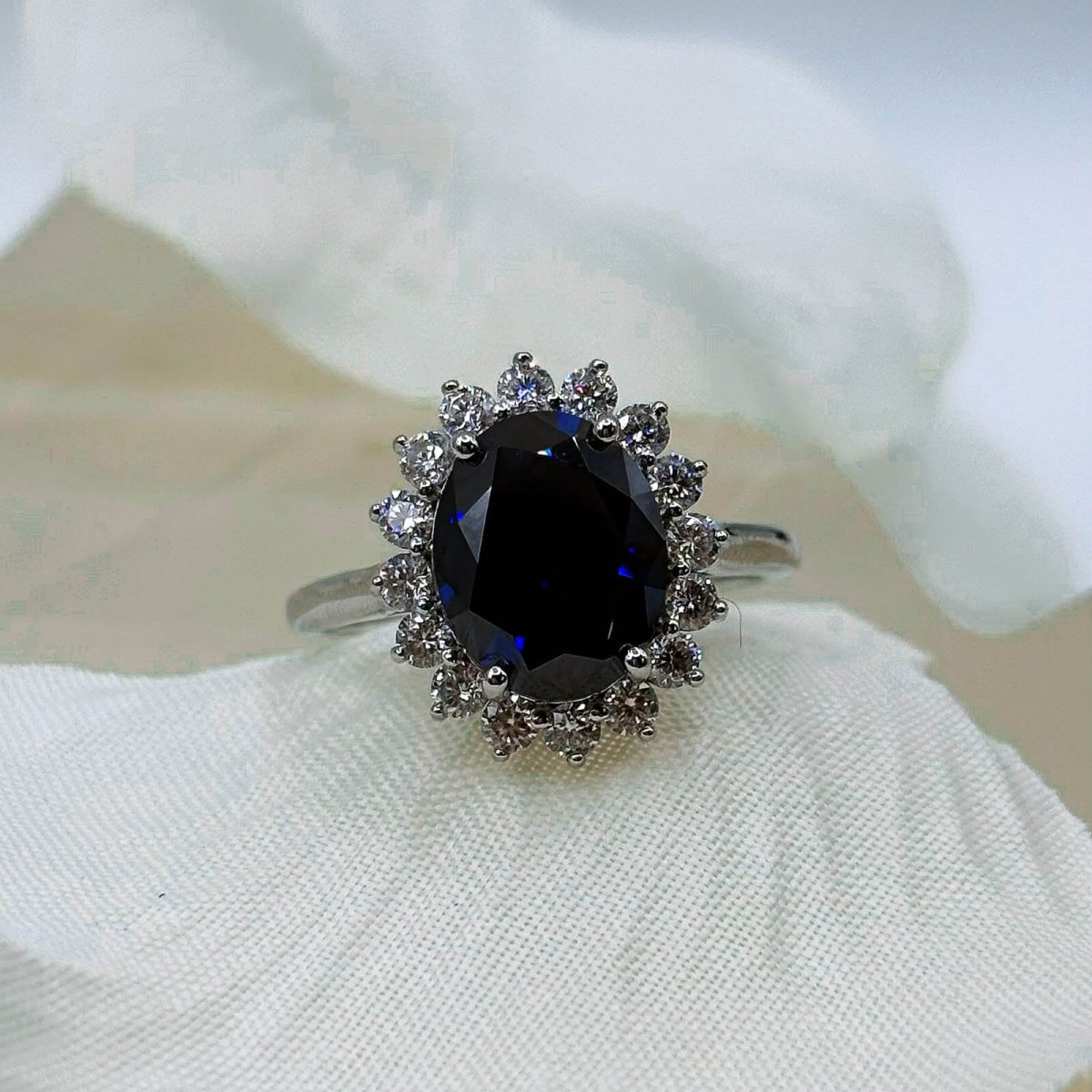 Anillo Diana 14k Moisanita Oval 3.0CT Con Certificado GRA - Imagen 4