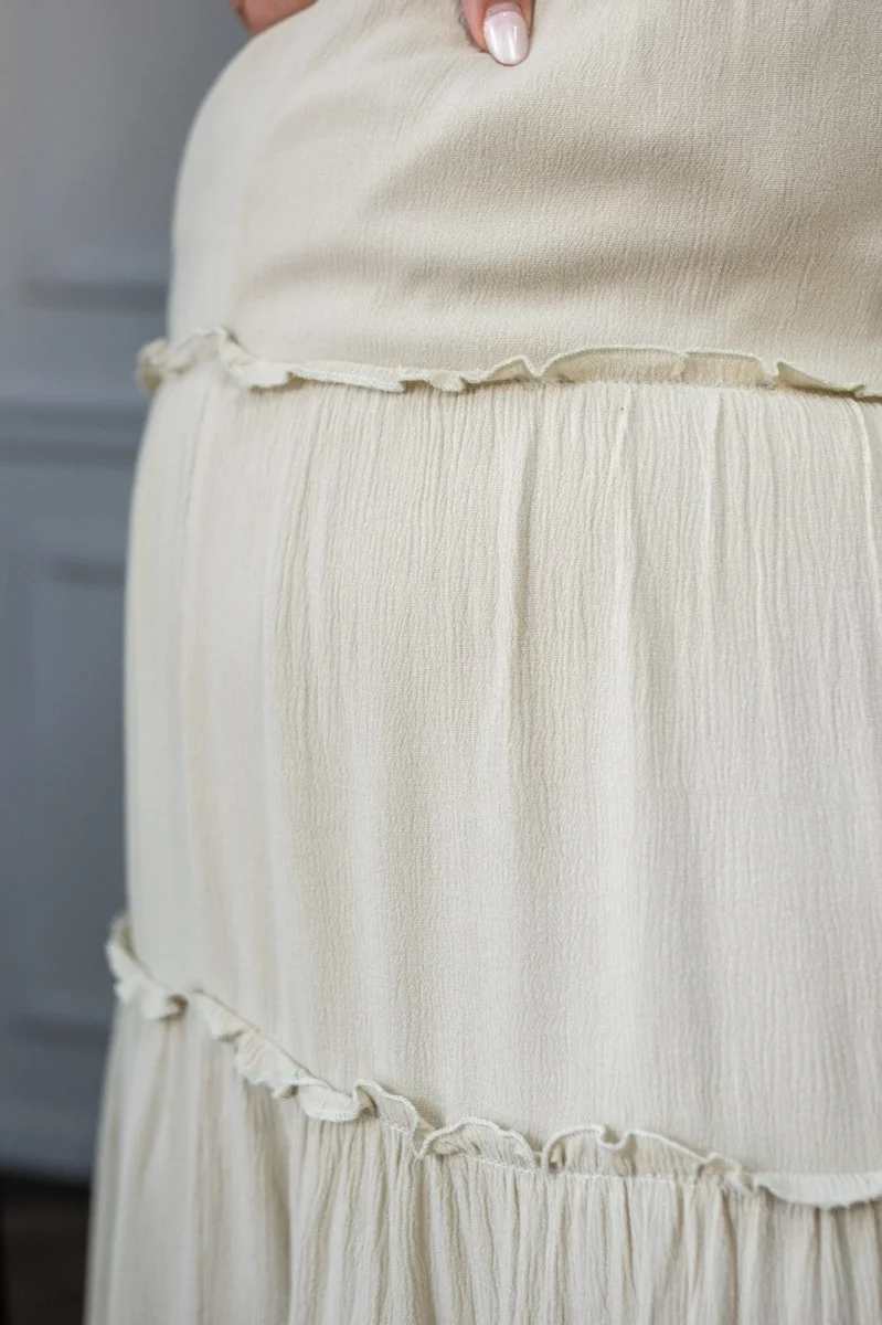 Maxi Falda Curvy Con Volados Verde Olivo - Imagen 7
