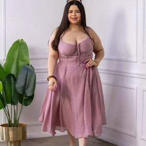 Vestido Curvy Midi Rosa Palo Tirantes Lazo Frente