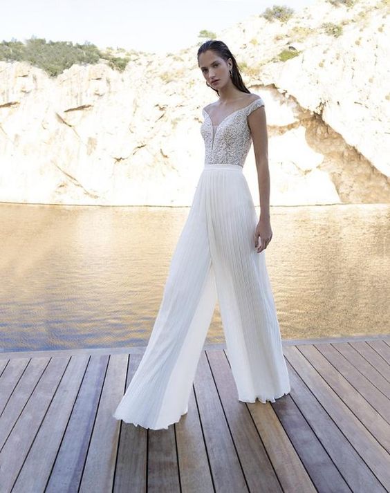 Pantalón de novia plisado en gasa para boda o preboda. - Imagen 3