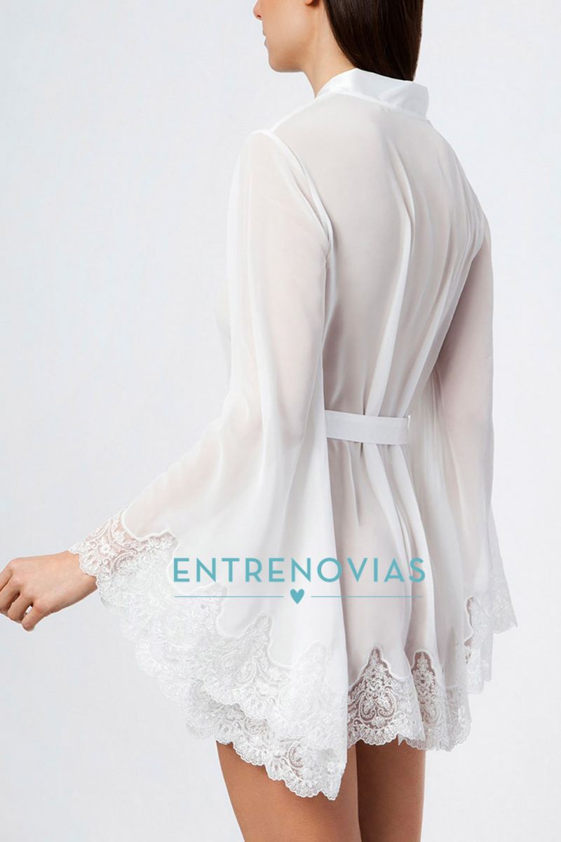 Bata de Novia lencera con encaje - Imagen 4