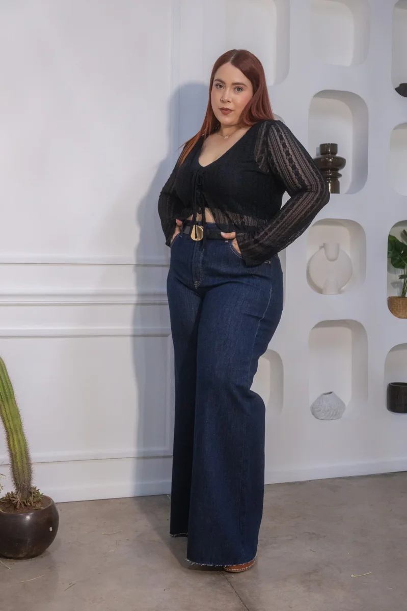 Blusa Curvy Encaje Negra Femenina Delicada Romántica Elegante - Imagen 5
