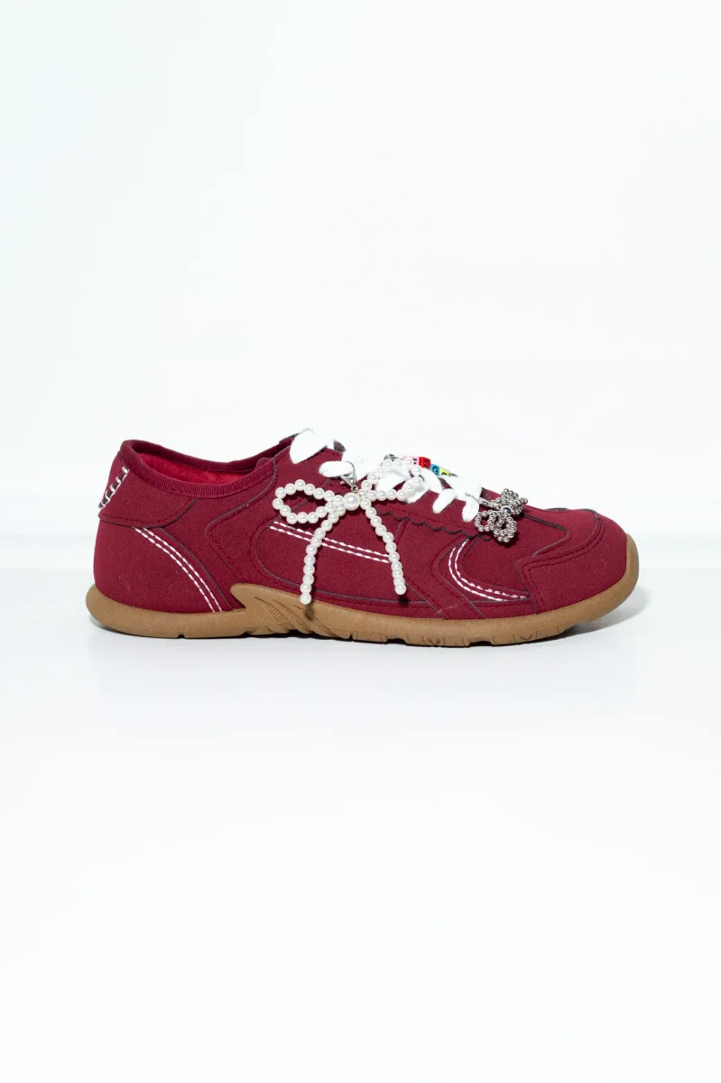 Tenis Estilo Miu Miu Tintos Plus-Friendly Casual Chic - Imagen 4