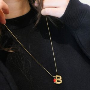 Collar Letras