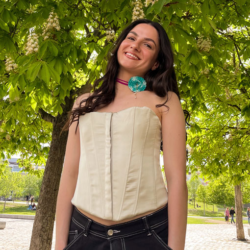 Collar Flor Crochet Azul - Imagen 3