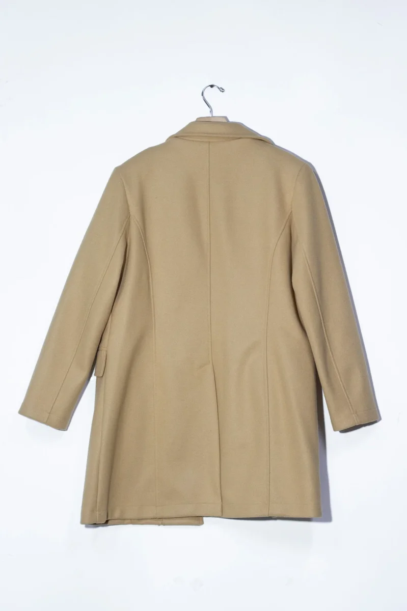 Abrigo Curvy Cruzado Lana Botones Camel Premium Clásico Invierno - Imagen 3