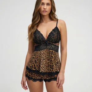 Conjunto lencero animal print con encaje