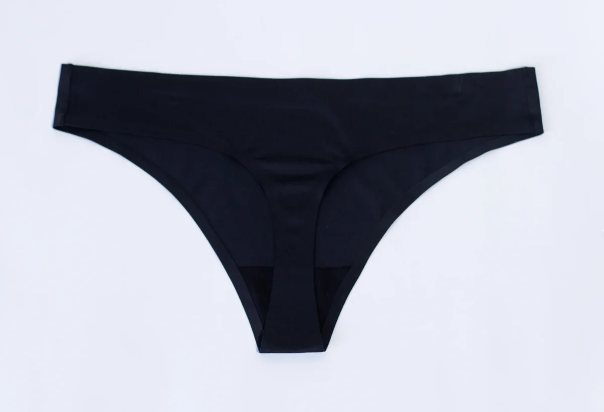 Tanga Curvy Sin Costura Invisible Beige Negro Tallas Extras - Imagen 7