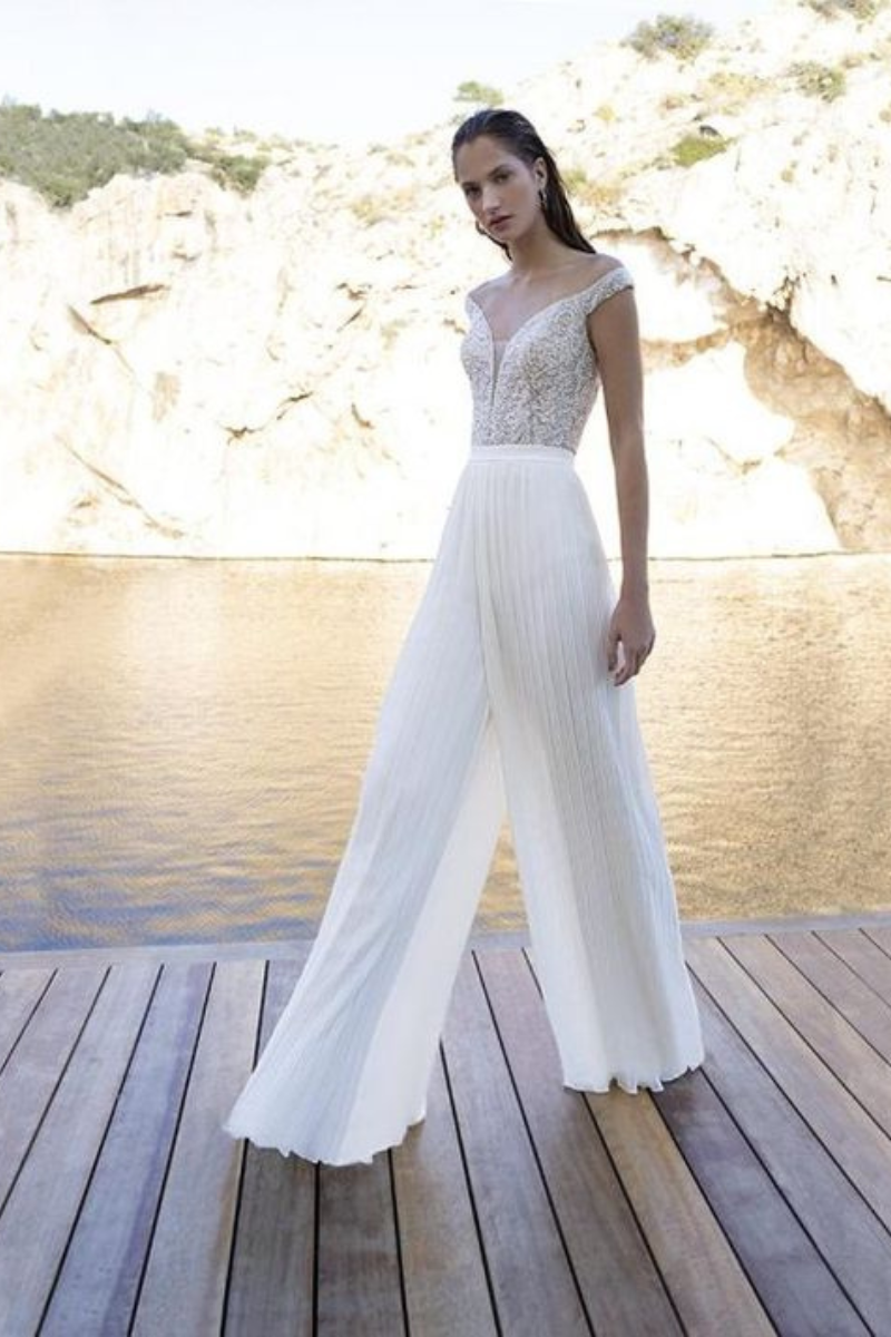 Pantalón de novia plisado en gasa para boda o preboda.
