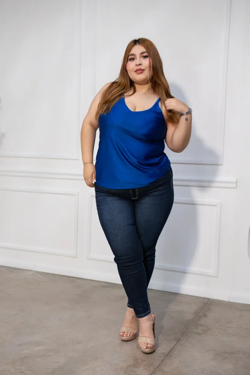 Blusa Curvy Tirantes Satín Azul o Café Brillo Sutil Versátil - Imagen 6